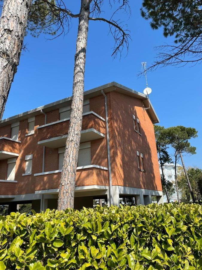 Condominio Splendid Bibione Exterior photo
